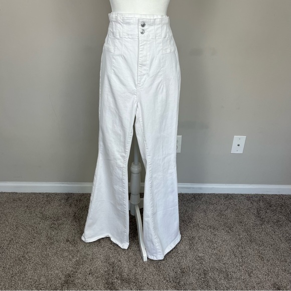 FREE PEOPLE WE THE FREE JAYDE FLARE JEANS WHITE SIZE 32 - Picture 5 of 13